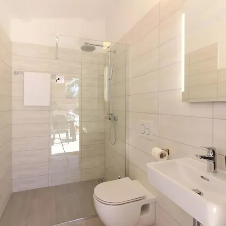 Beautiful Magnifica With Private Pool In Villa Pula