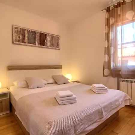 Beautiful Magnifica With Private Pool In Pula