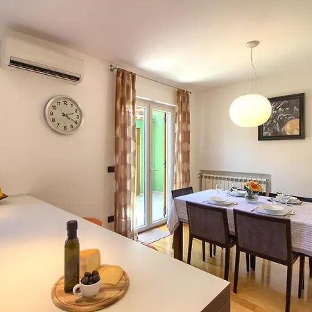 Beautiful Magnifica With Private Pool In * Póla