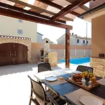 Vila Beautiful Magnifica With Private Pool In *