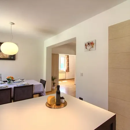 Beautiful Magnifica With Private Pool In Vila Pula