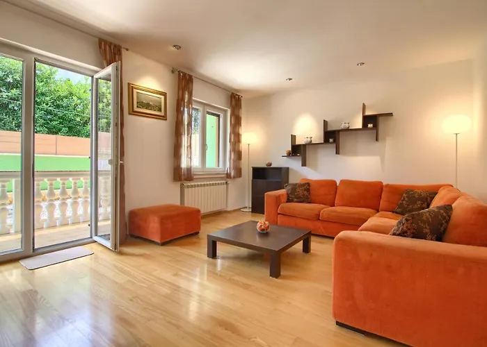 Beautiful Magnifica With Private Pool In * Pula